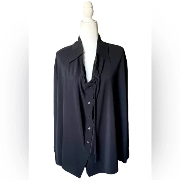NWT Lattelier Long Sleeve Button Front Tie Front Oversized Fit Blouse - Picture 1 of 6